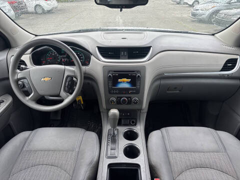 2016 Chevrolet Traverse LS