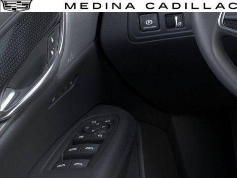 2025 Cadillac XT5 Sport