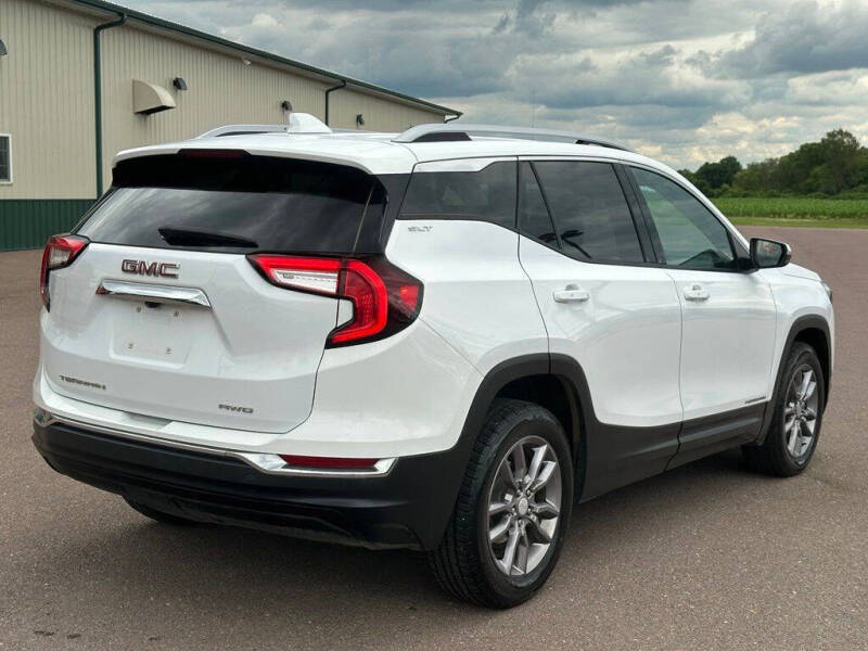 2023 GMC Terrain SLT