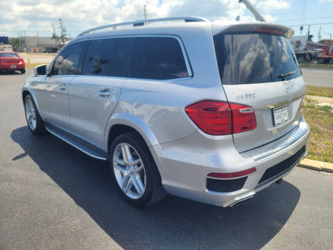 2014 Mercedes-Benz GL-Class GL 550 4MATIC