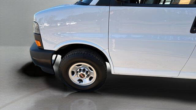 2023 GMC Savana 2500