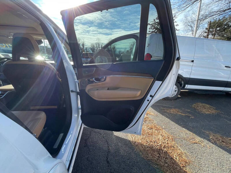 2016 Volvo XC90 T8 eAWD Inscription