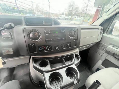2012 Ford E-Series E-150