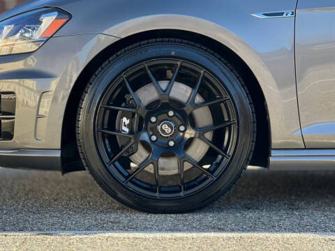 2016 Volkswagen Golf R