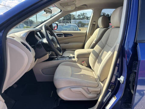 2017 Nissan Pathfinder S