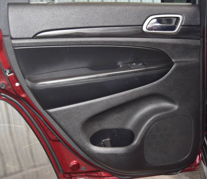 2019 Jeep Grand Cherokee Laredo