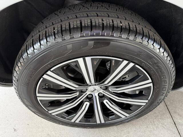 2024 Volvo XC90 B6 Plus Bright Theme 7P