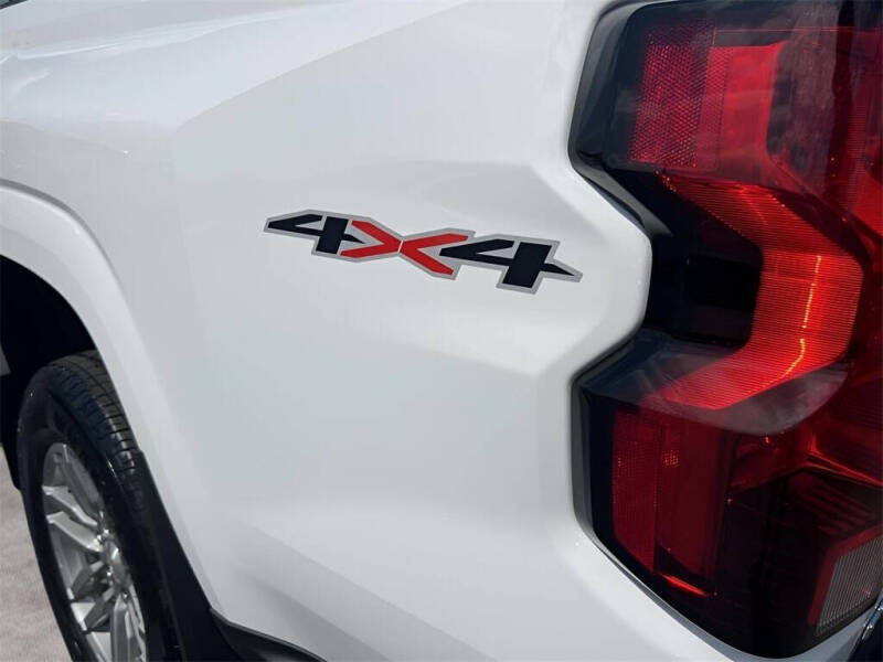 2024 Chevrolet Colorado LT