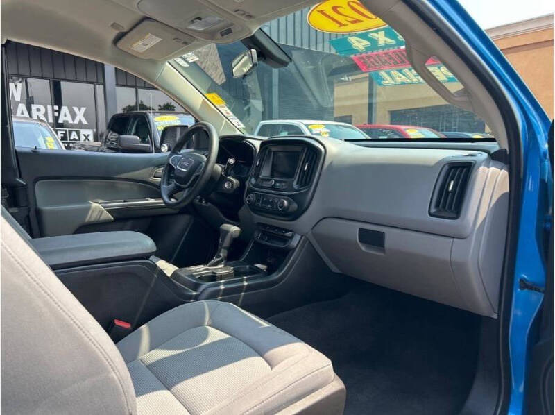 2021 GMC Canyon Elevation Standard