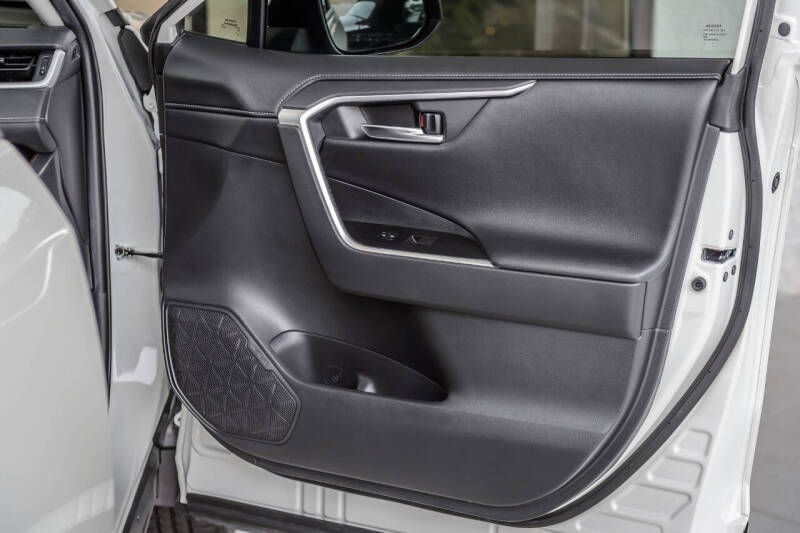 2020 Toyota RAV4 Limited