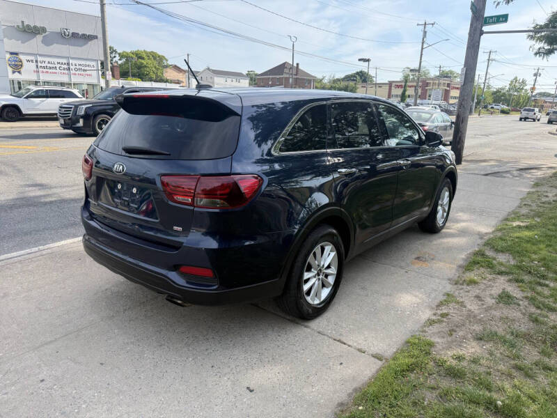 2019 Kia Sorento LX