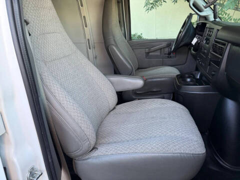 2019 GMC Savana 2500