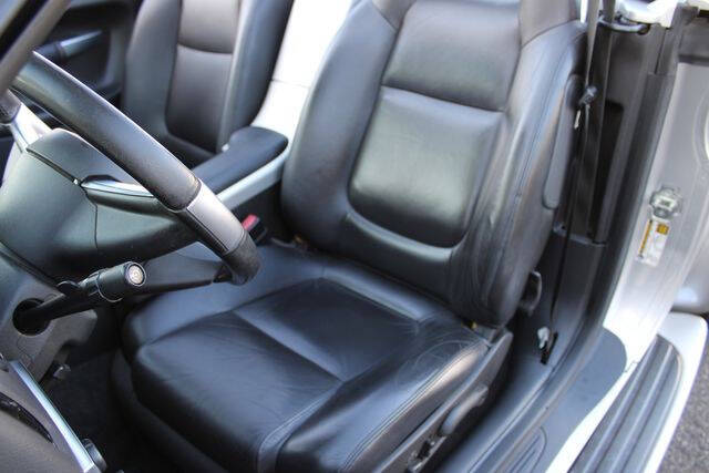 2004 Chevrolet SSR LS