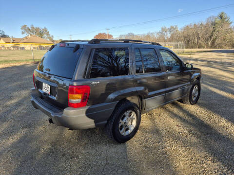 1999 Jeep Grand Cherokee Laredo