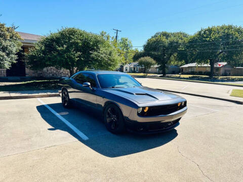 2015 Dodge Challenger SXT