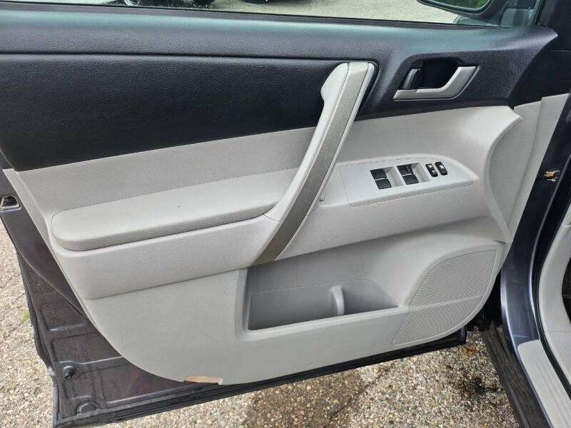 2013 Toyota Highlander Base - Photo 10
