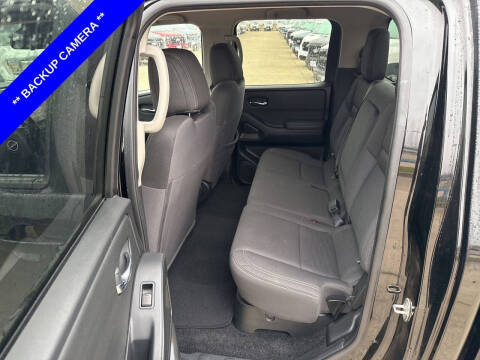 2023 Nissan Frontier SV