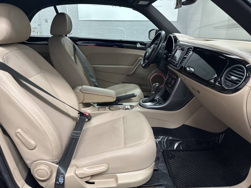 2019 Volkswagen Beetle Convertible 2.0T Final Edition SEL