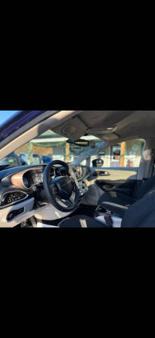 2017 Chrysler Pacifica Touring-L