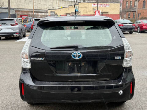 2012 Toyota Prius v