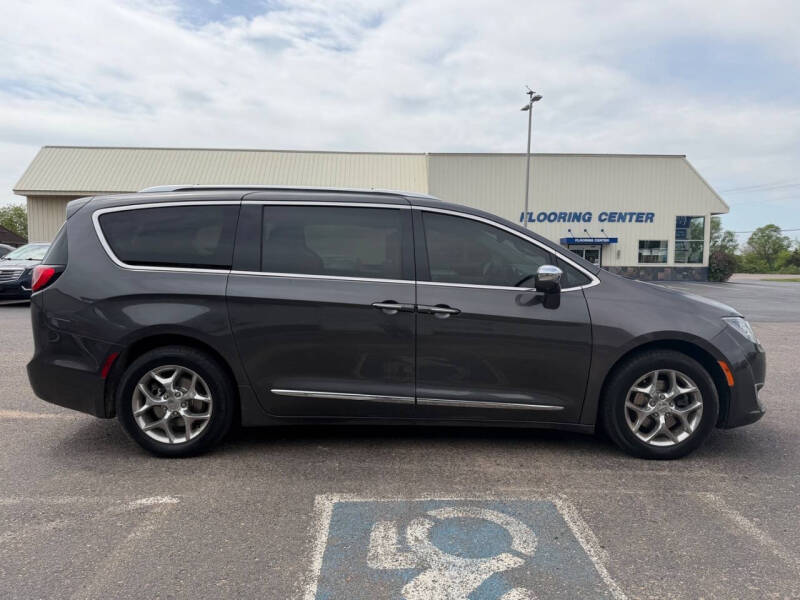 2017 Chrysler Pacifica Limited