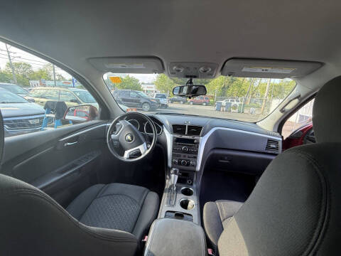 2011 Chevrolet Traverse LT