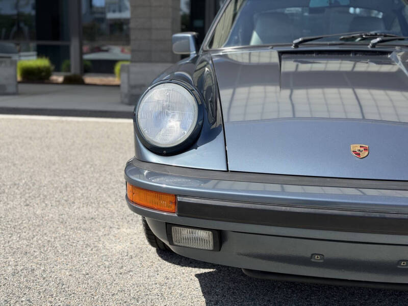 1988 Porsche 911 Carrera
