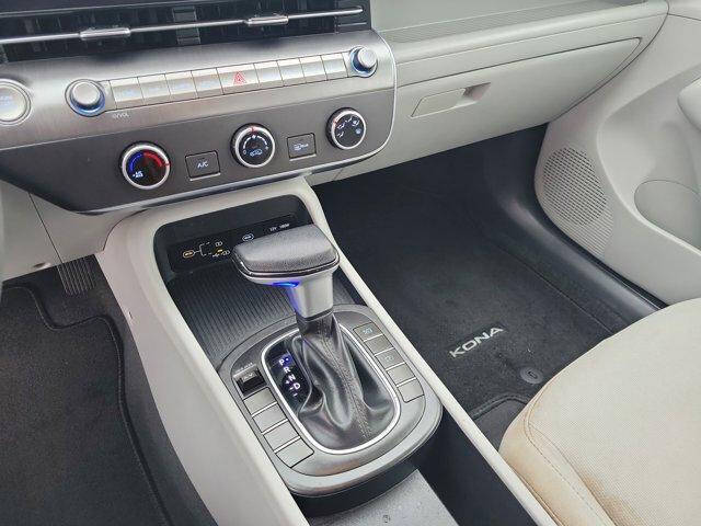 2025 Hyundai KONA SE SE 4dr Crossover 30