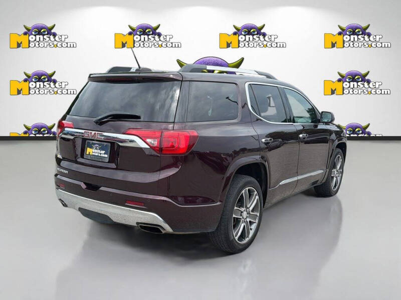 2017 GMC Acadia Denali