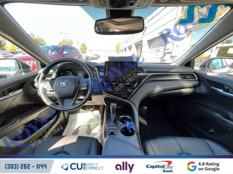 2022 Toyota Camry Hybrid SE