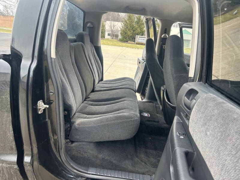 2004 Dodge Dakota SXT