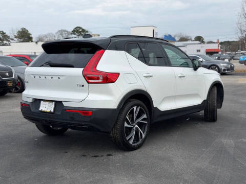 2021 Volvo XC40 T5 R-Design