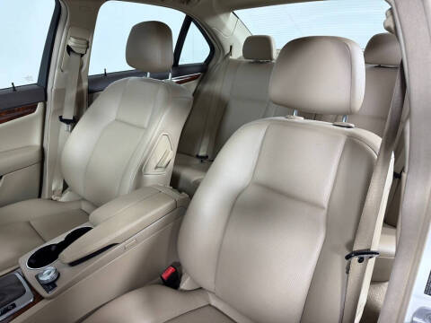 2010 Mercedes-Benz C-Class