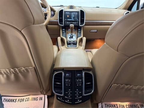 2014 Porsche Cayenne Turbo