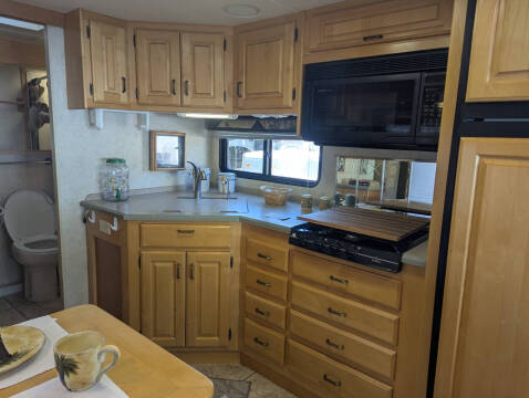 2006 Safari Trek 27RB / 28ft