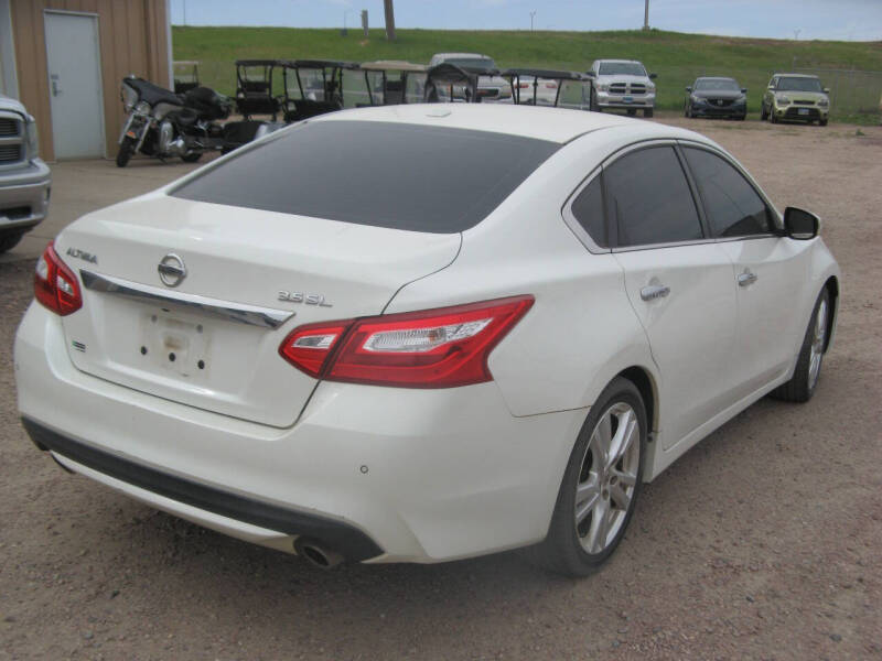 2017 Nissan Altima 3.5 SL