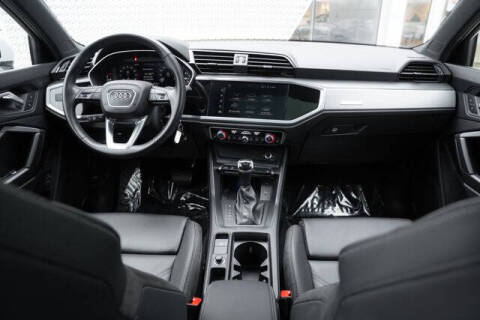 2022 Audi Q3 quattro S line Prem Plus 45 TFSI