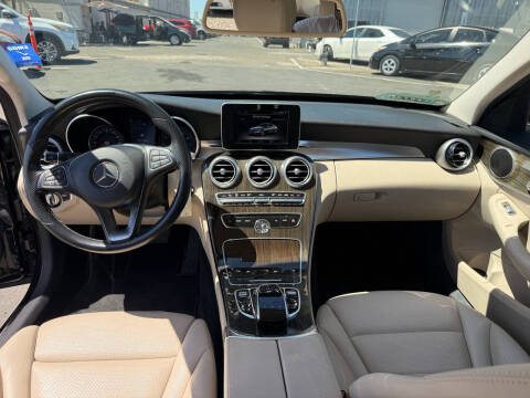 2016 Mercedes-Benz C-Class C 300 Luxury