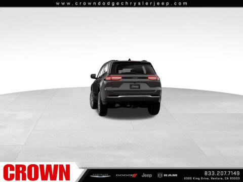 2026 Jeep Grand Cherokee Laredo