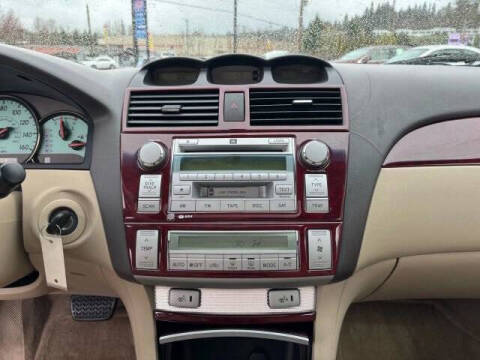 2004 Toyota Camry Solara SLE V6