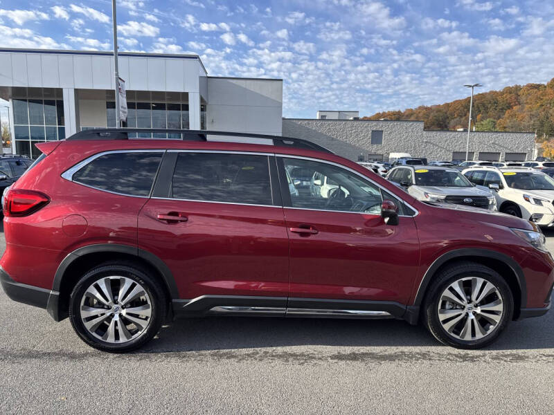 2022 Subaru Ascent Limited 8-Passenger