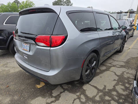 2018 Chrysler Pacifica Touring Plus