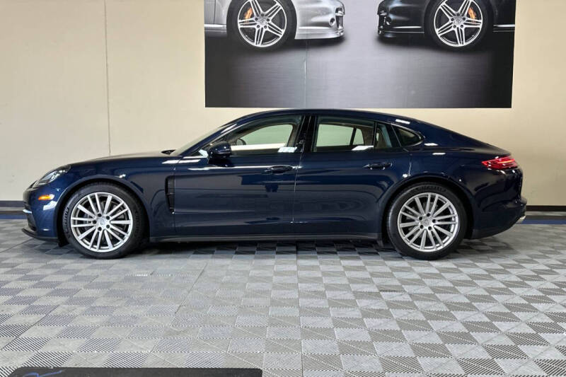 2019 Porsche Panamera