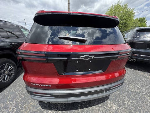 2025 Chevrolet Traverse LT