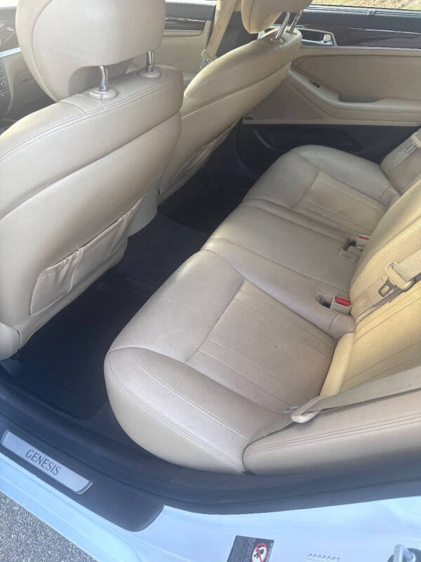 2016 Hyundai Genesis 3.8L