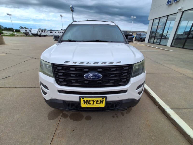 2016 Ford Explorer Sport