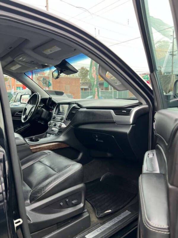 2018 Chevrolet Suburban LT