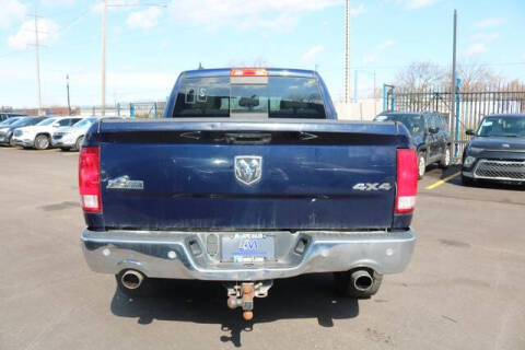 2017 RAM 1500 SLT