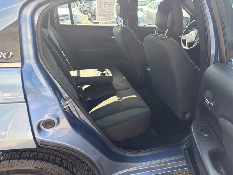 2011 Chrysler 200 Touring