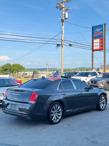 2016 Chrysler 300 C